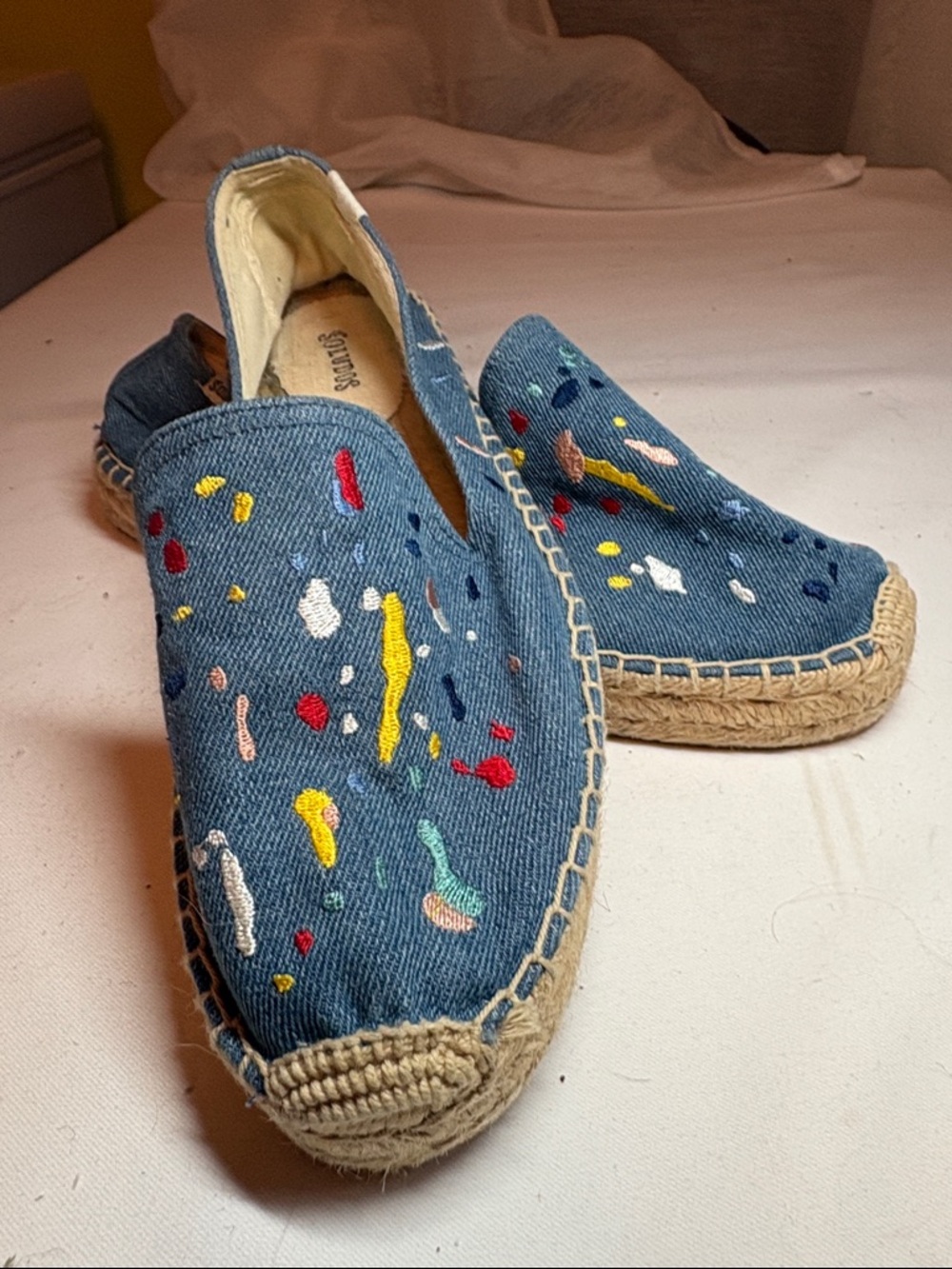 Soludos Blue embroidered espadrille Flats Size 10